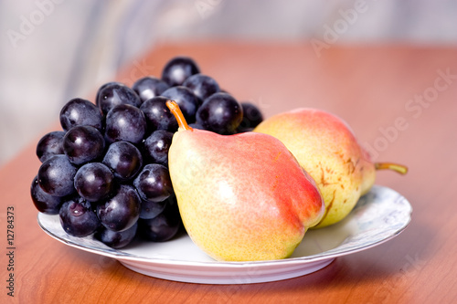 grapes and pears