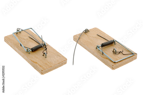 Mousetrap open closed