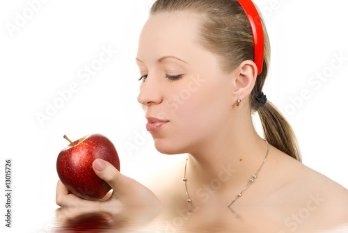 girl with apple