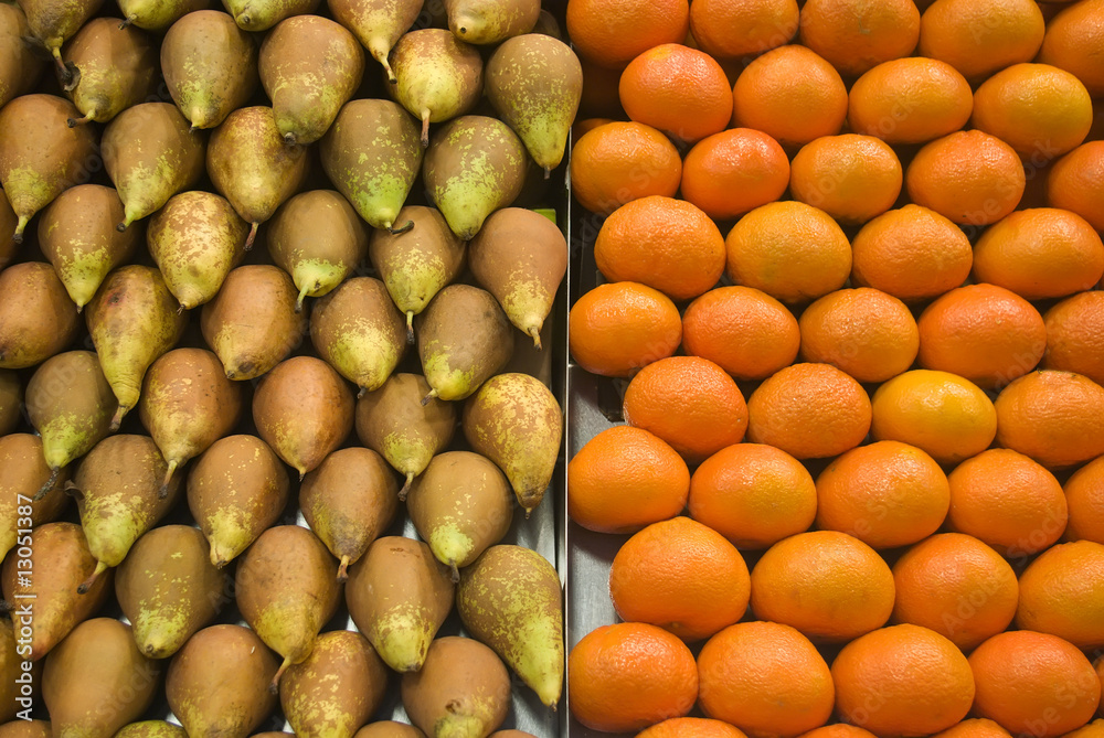 Pears and tangerines