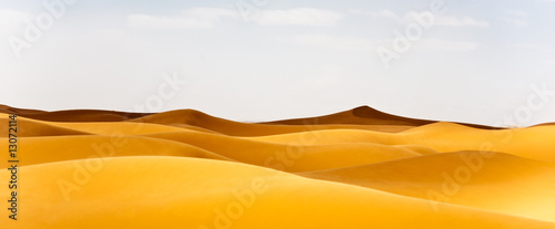 Sand dunes in the Erg Chebbi Desert, Maroc.