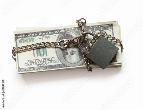 Dollar's bundle constrained with chain and lock