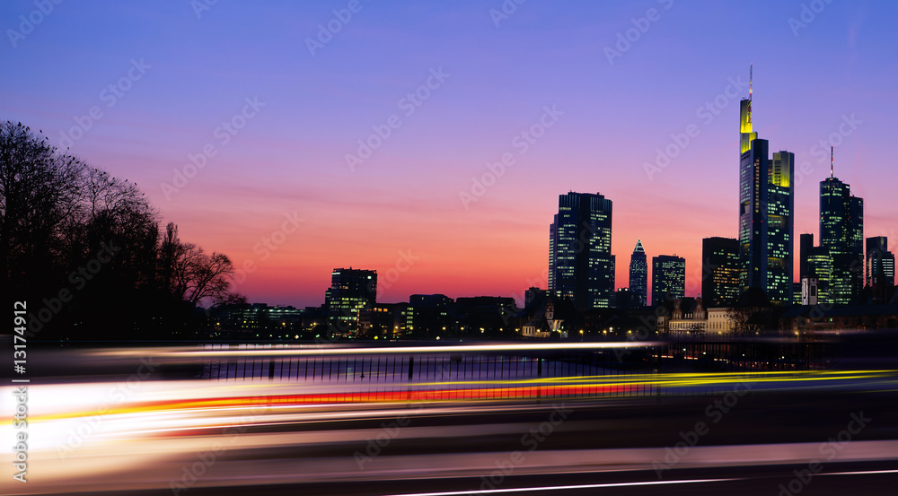 Fototapeta premium Night city