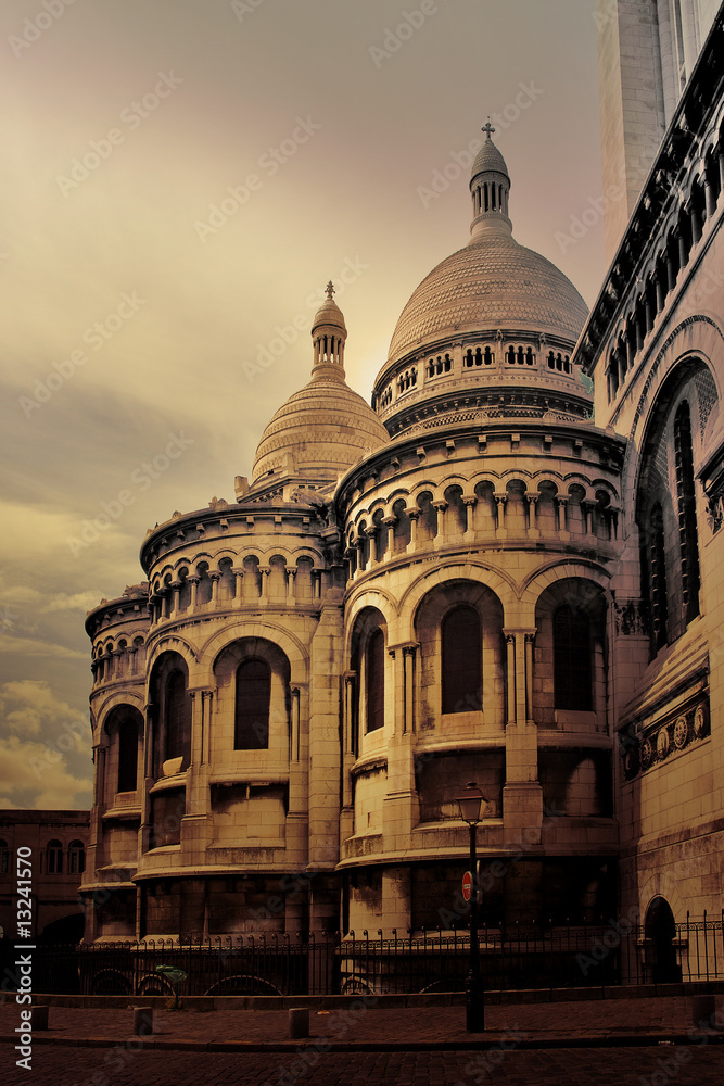 Obraz premium Sacred heart in Paris - Vintage style