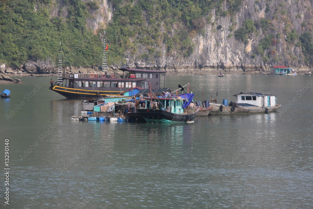 Fototapeta premium jonques et sampans