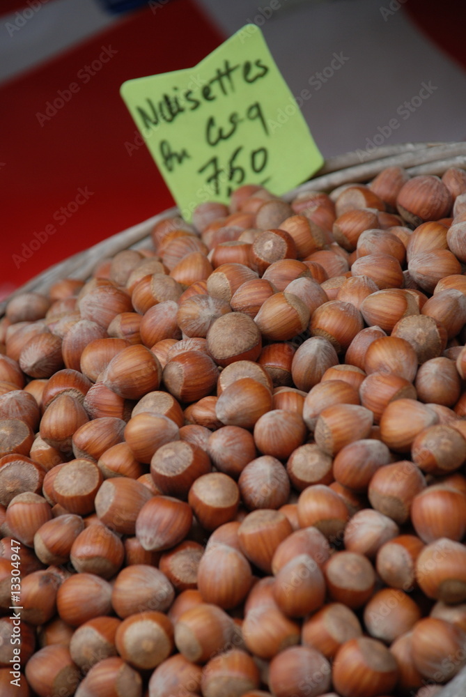Hazelnuts at the price of 7.50 euro Hazelnuts at the price of 7.50 euro