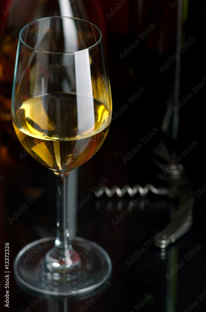 White and red wine White and red wine