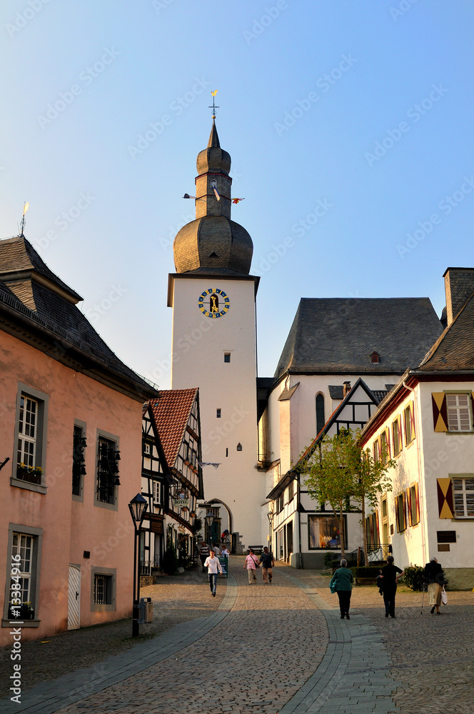 Obraz premium Abendstimmung in der Altstadt Arnsberg