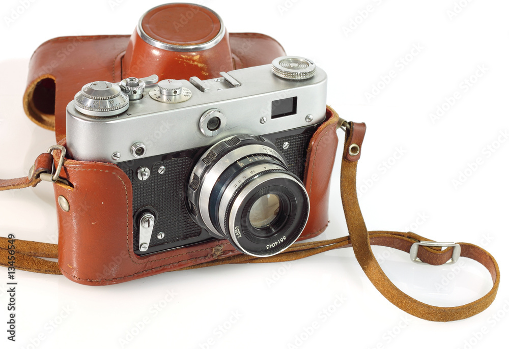 Old viewfinder  photo camera in leather case
