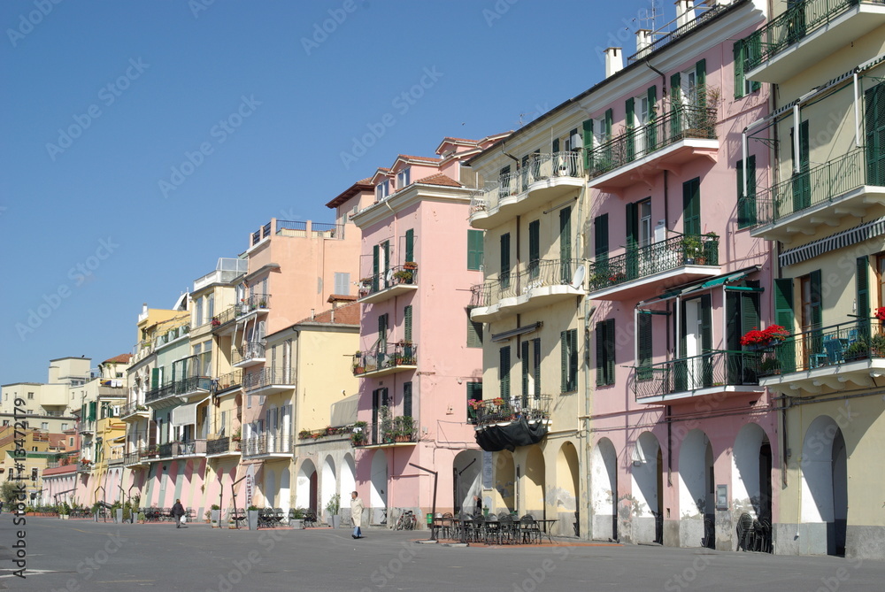 Obraz premium Imperia Oneglia - old fashioned Italian architecture