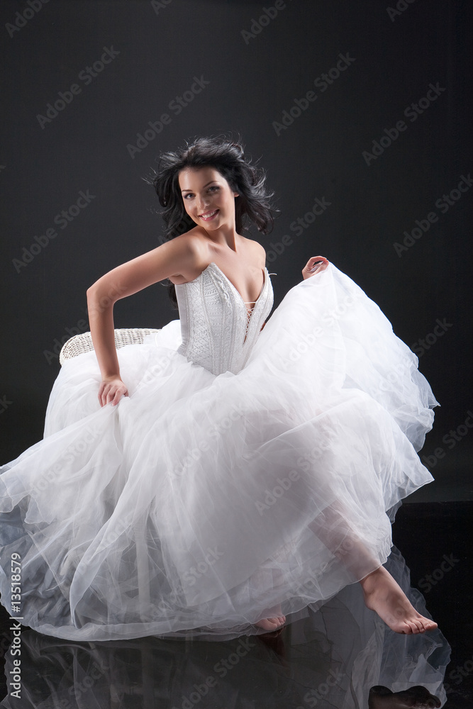 Naklejka premium Piękna panna młoda