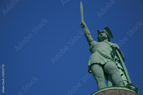 Hermannsdenkmal03 photo
