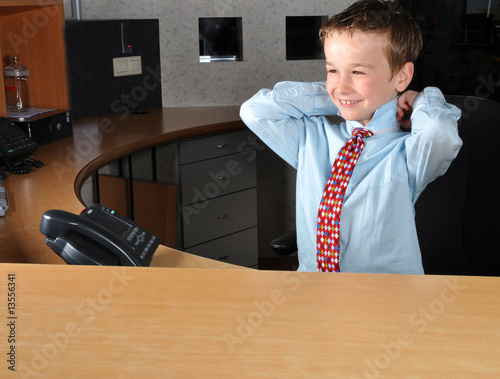 Plakat Young men preparing for his shift