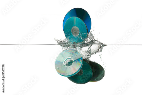 Fotografija old CDs thrown away