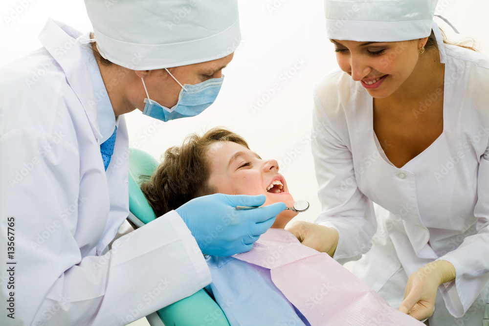 Checking mouth Checking mouth
