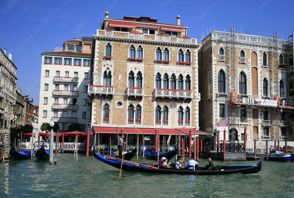 Palais sur le grand canal à Venise