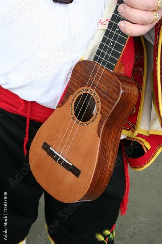 timple instrumento musical canario. folia folclore