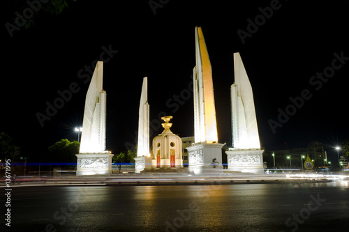 democracy monument in bangkok thailnd photo