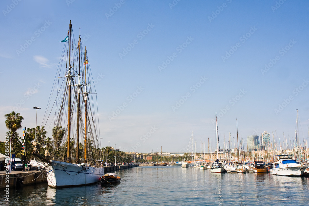 Fototapeta premium Marina harbour Barcelona