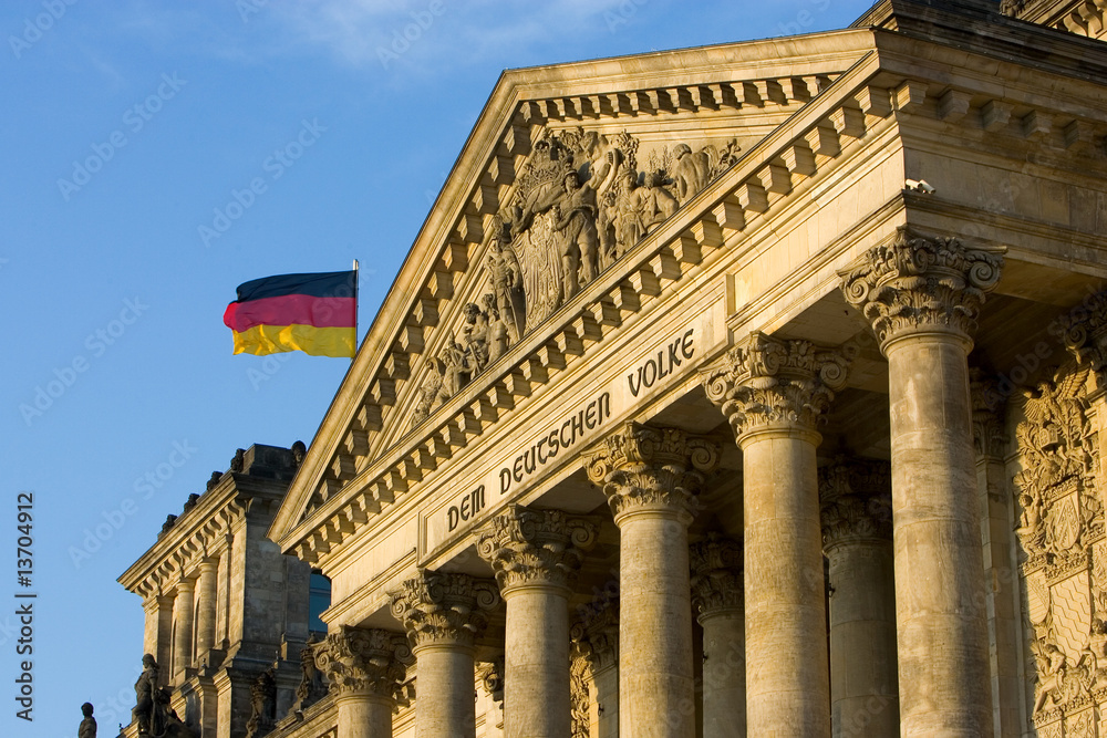Fototapeta premium Berliner Reichstagsgebäude