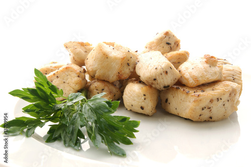 Geschnetzeltes Hühnerfilet mit gemahlenem schwarzen Pfeffer