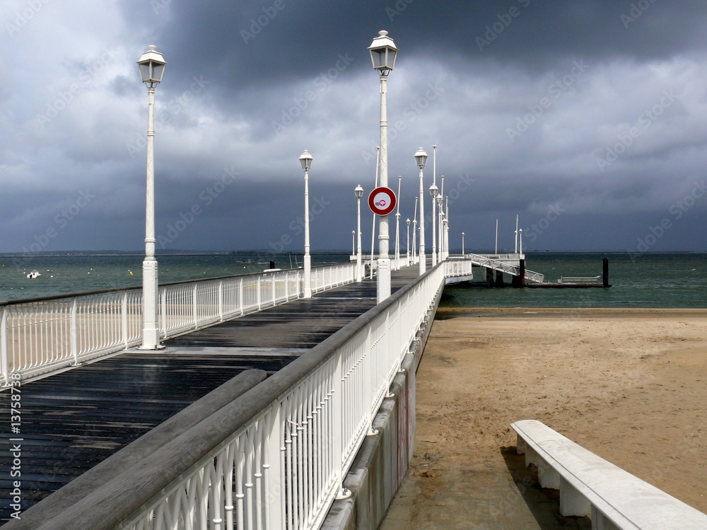Naklejka premium Arcachon5