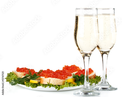 Red caviar and champagne