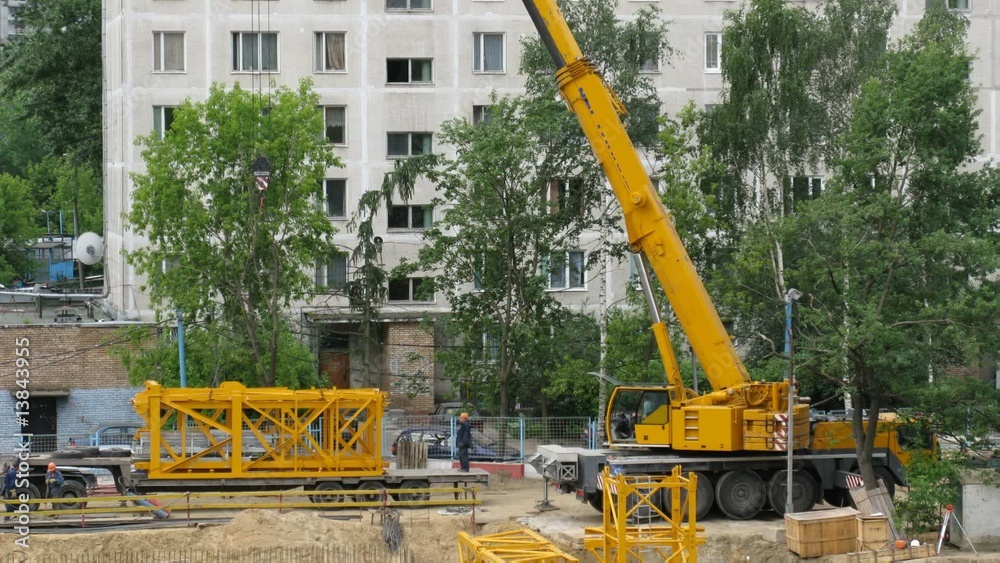 crane construction time lapse
