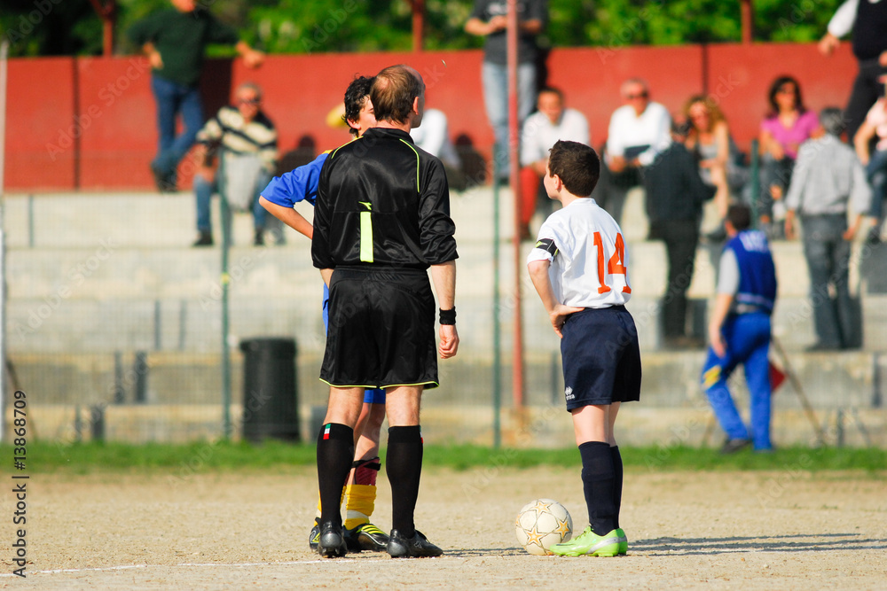 Fototapeta premium inizio partita di calcio