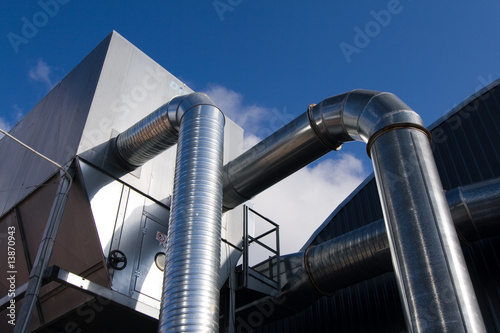 metallic ventilation ducts