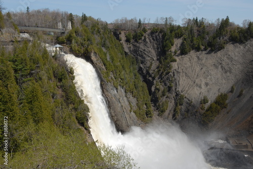 Montmorency Wasserfall bei Qu  bec