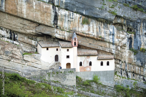 Hermitage, church San Colombano photo
