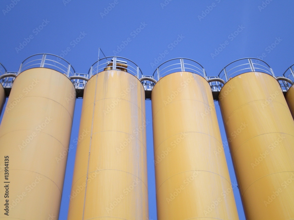 Silos Silos