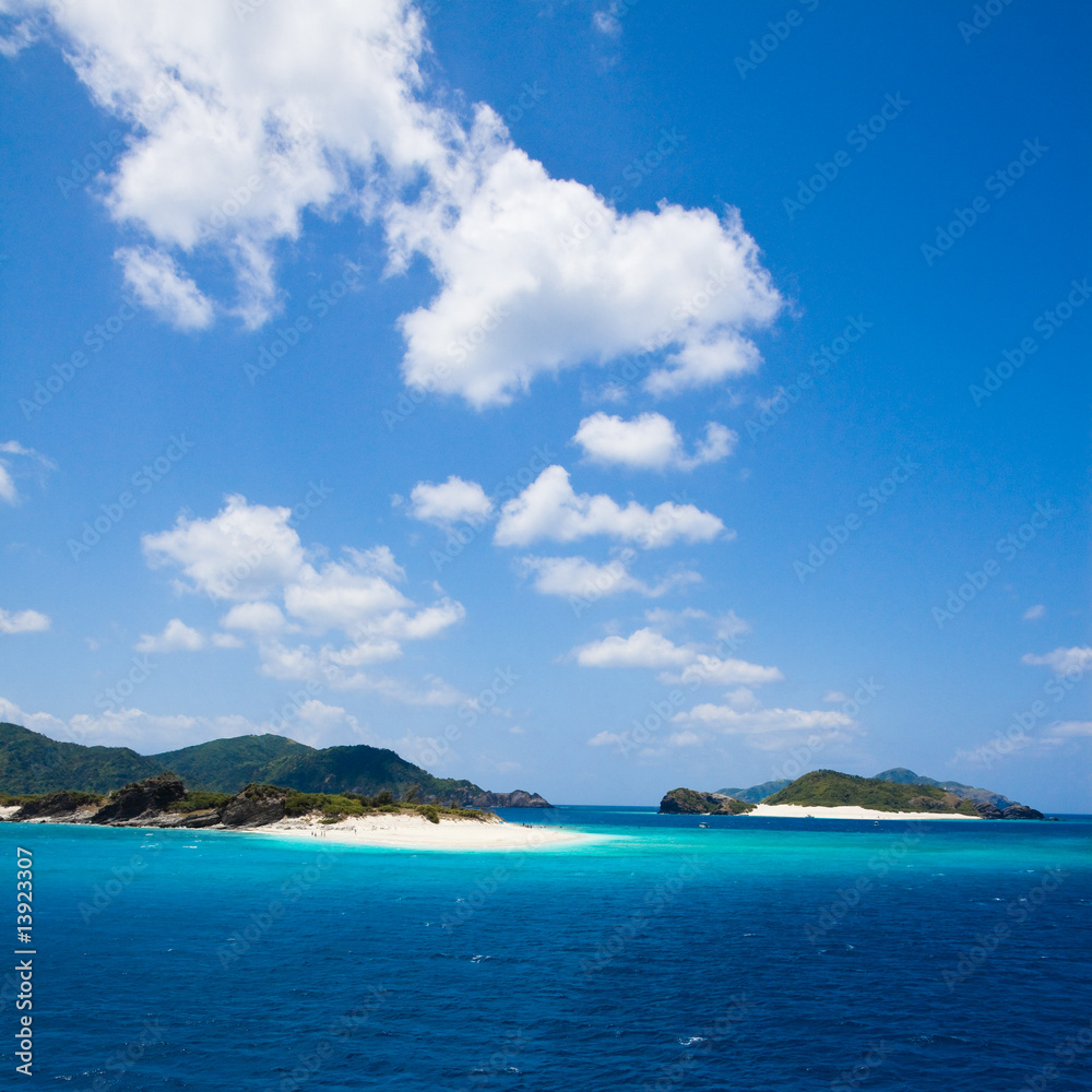 Deserted tropical islands of Japan Deserted tropical islands of Japan