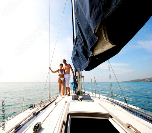 Obraz na płótnie Couple on cruise. w salonie