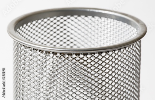 Top of mesh container