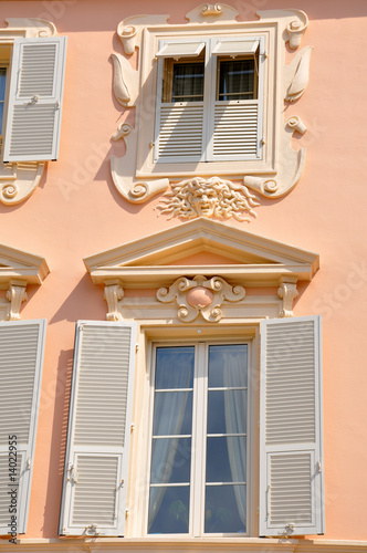 Konstfotografi persiennes et façade