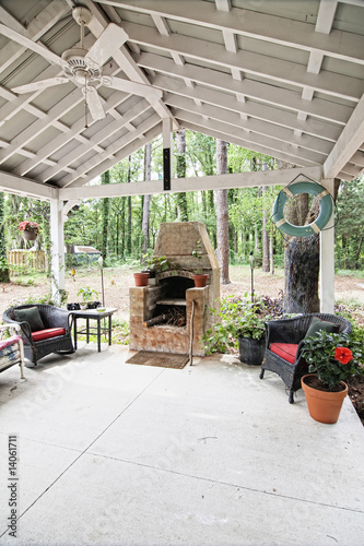 outdoor patio and pizza oven © Wollwerth Imagery