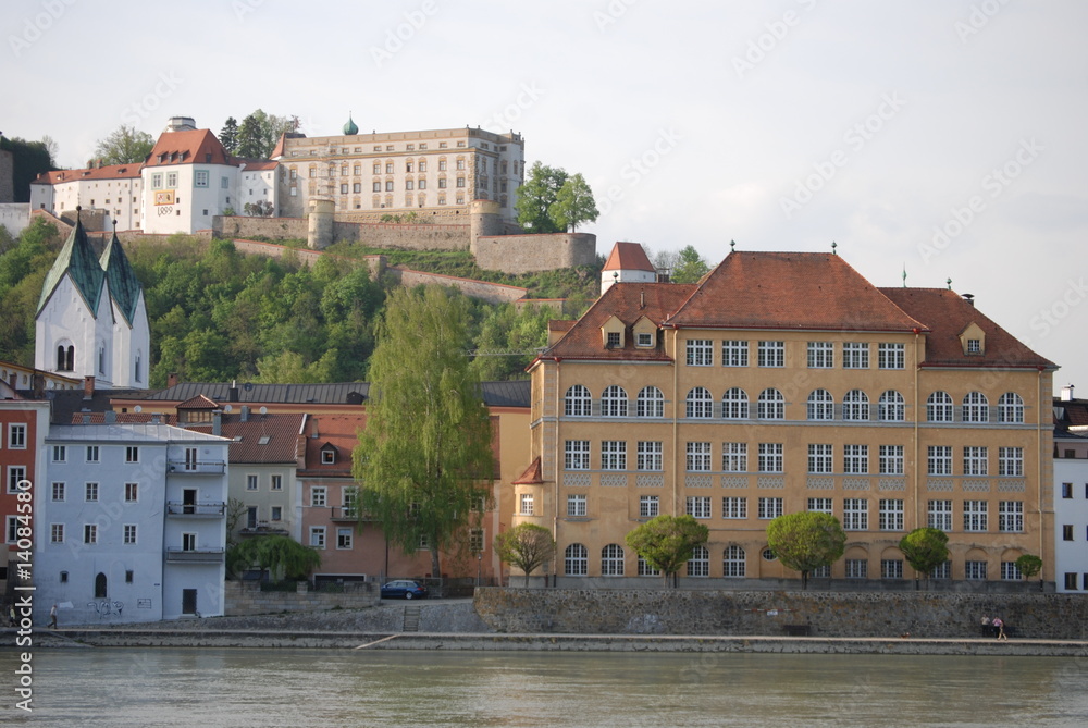 Passau - Blick von Innstadt auf Feste Oberhaus