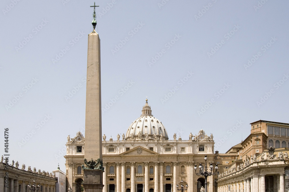 Basilica di San Pietro e obelisco #1