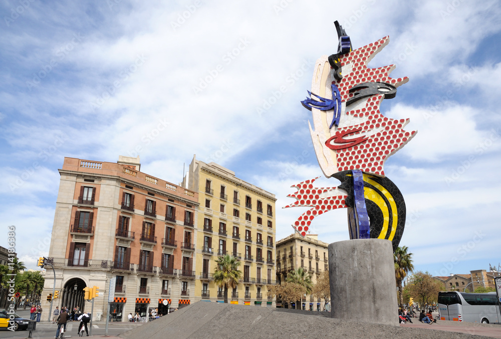 Naklejka premium Barcelonas Head - sztuka nowoczesna w Barcelonie, Hiszpania