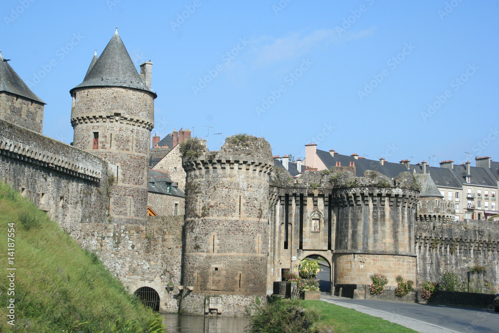 Obraz premium Ville de fougeres chateau