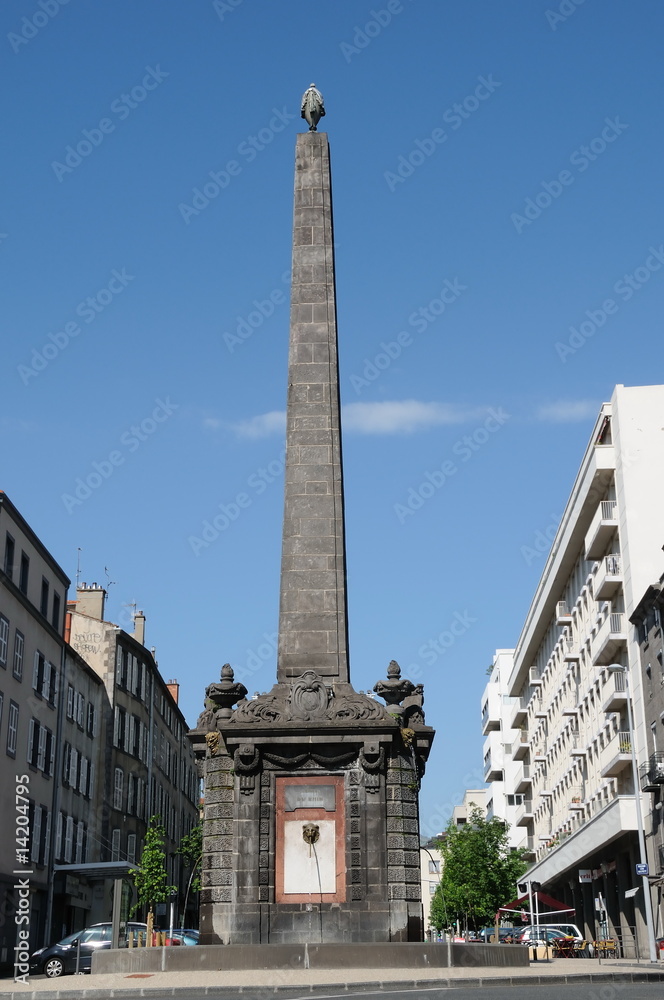 Fontaine de la Pyramide à Clermont Ferrand