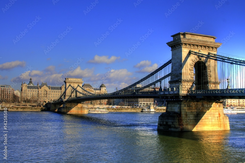 Obraz premium Budapest - Marienbrücke - Ungarn / Hungary