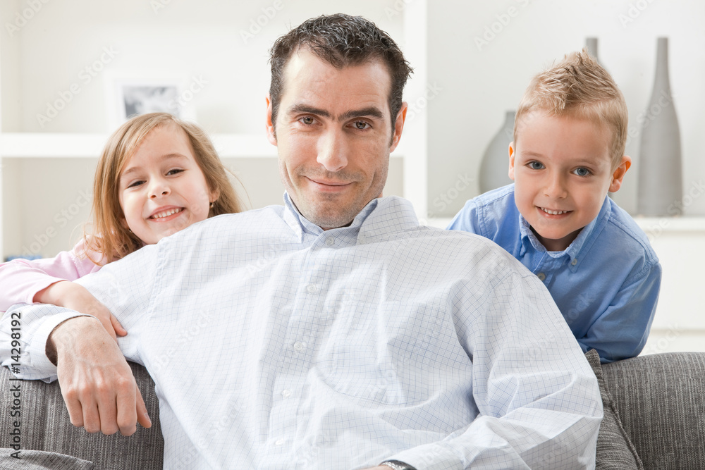 Obraz premium Father and siblings