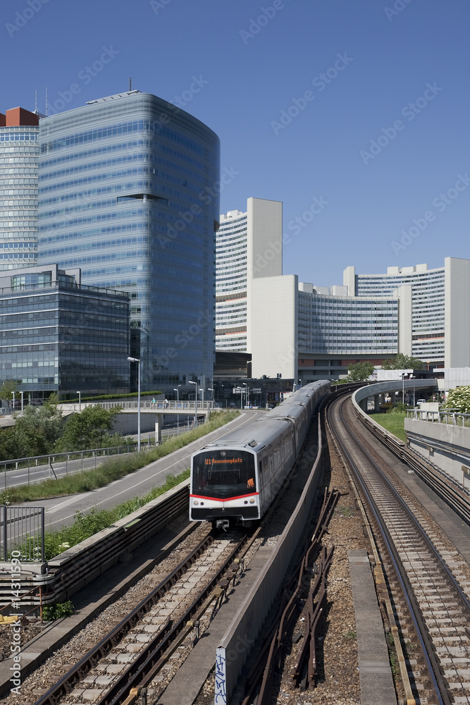 U-Bahn Wien, vor UNO-City