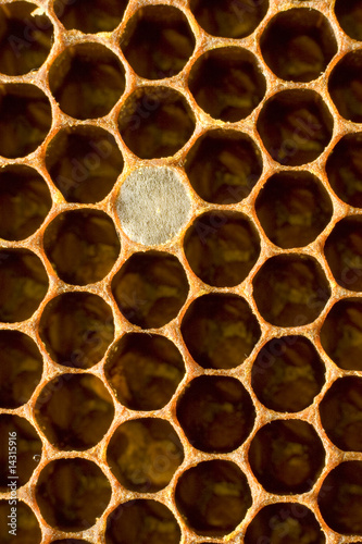 Hexagonal honeycomb structure