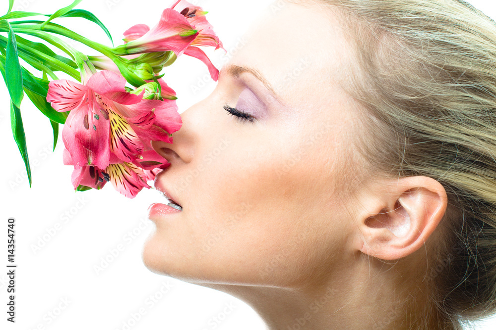 beautiful nacked girl with flowers
