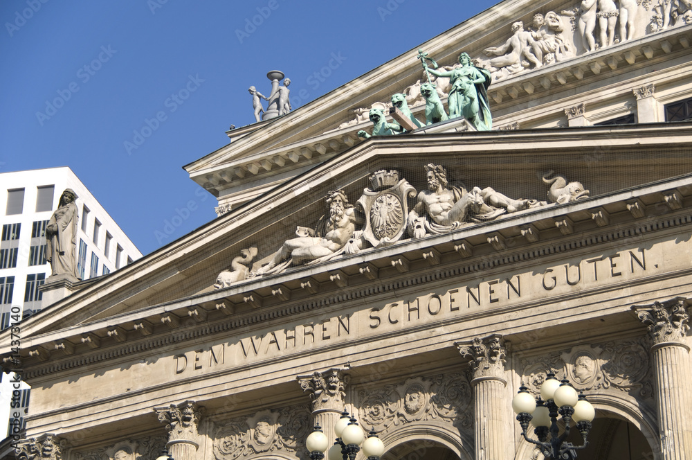 Fototapeta premium Alte Oper in Frankfurt