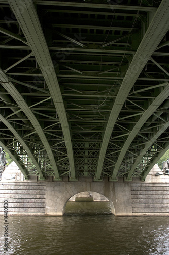 Steel bridge construction